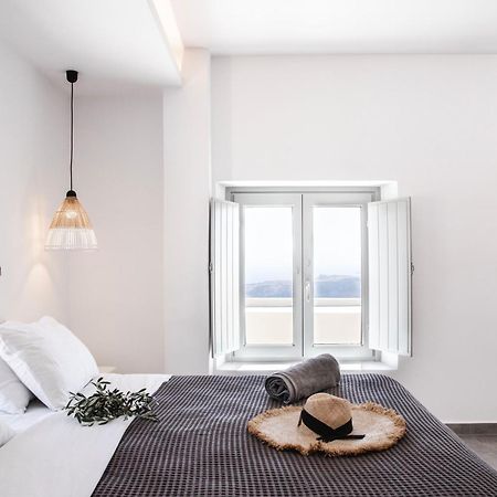 Aparthotel Caldera Cliff Illusion à Fira  Extérieur photo