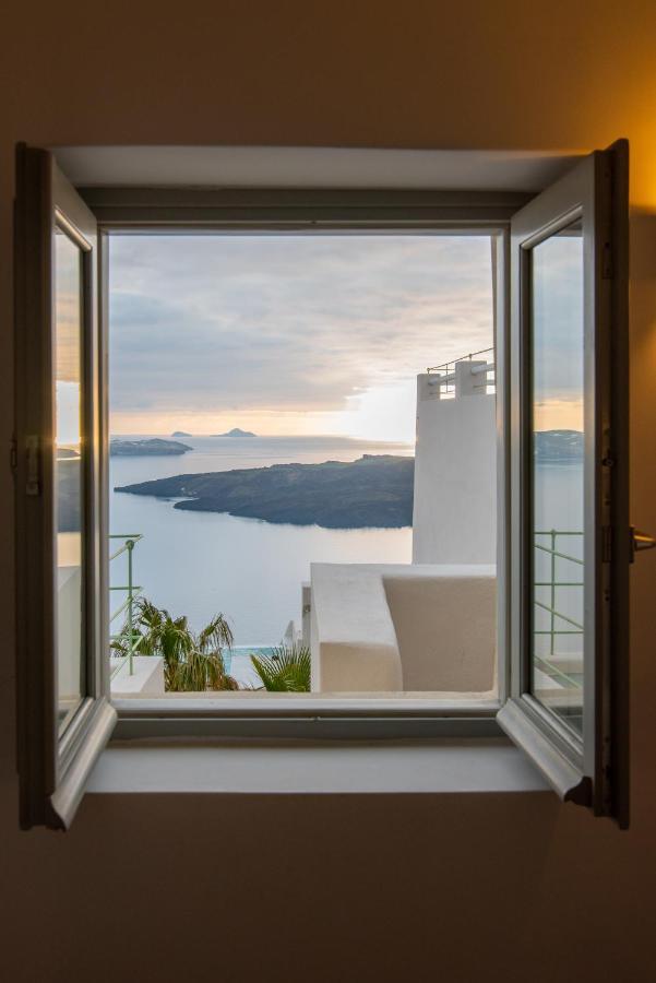 Aparthotel Caldera Cliff Illusion à Fira  Extérieur photo