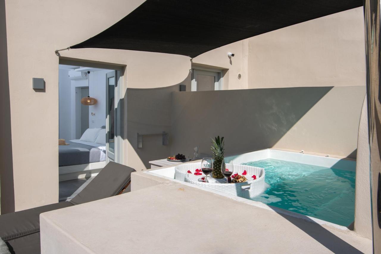 Aparthotel Caldera Cliff Illusion à Fira  Extérieur photo