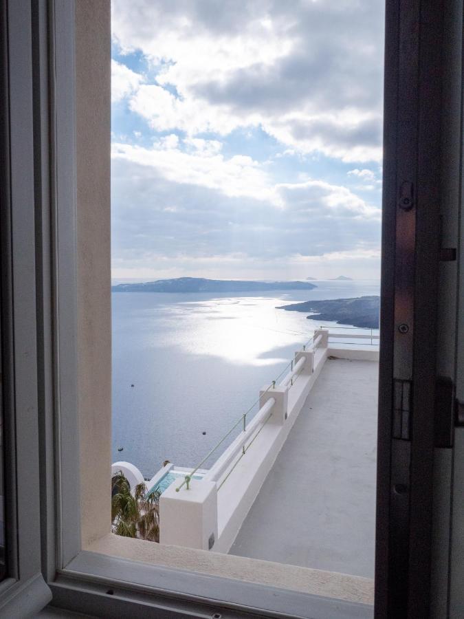 Aparthotel Caldera Cliff Illusion à Fira  Extérieur photo