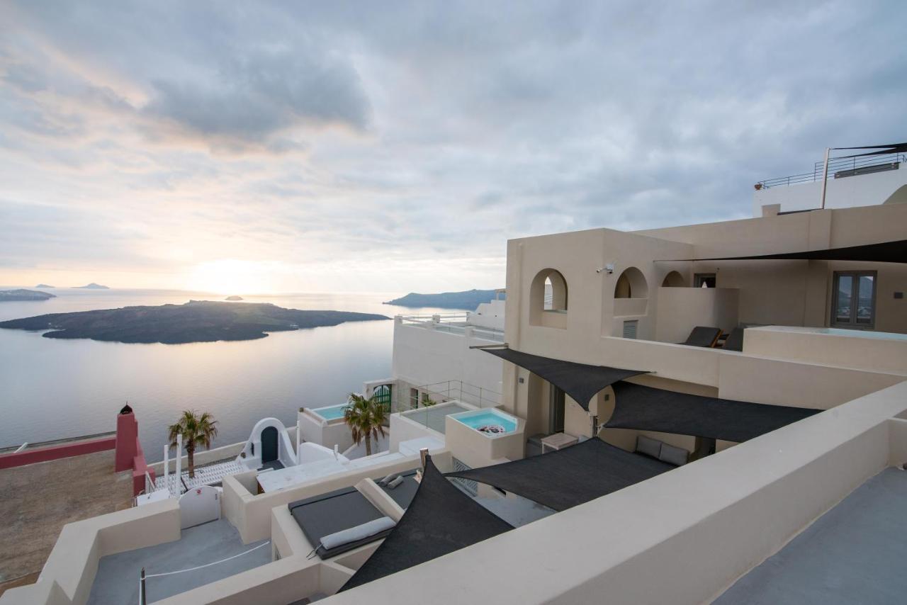 Aparthotel Caldera Cliff Illusion à Fira  Extérieur photo